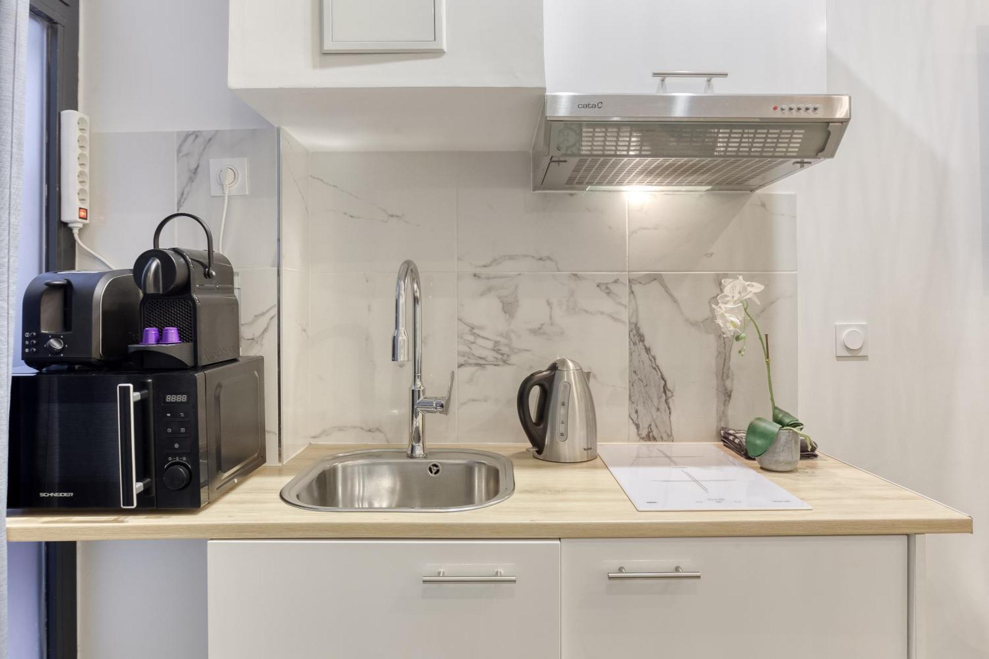 Apartment Parisien Proche Tour Eiffel - 3 Min Metro *